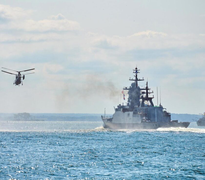 Naval-Warfare